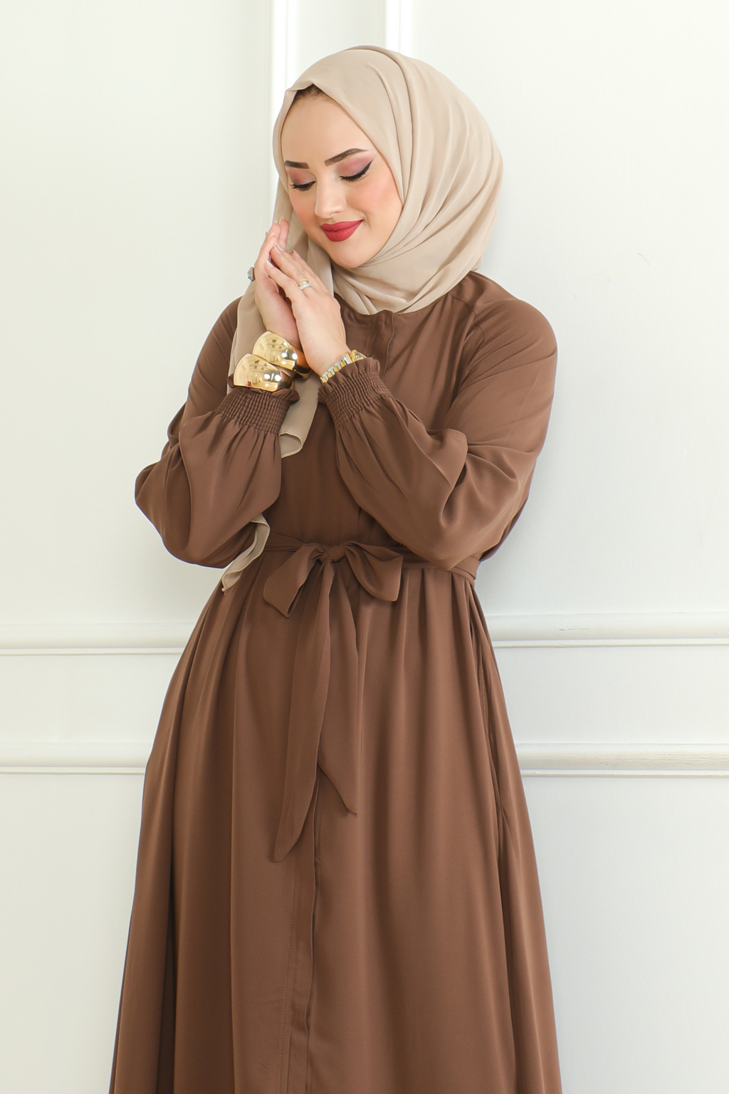 Brown Belted Abaya with Elasticated Cuffs & Front Zipper – Turkish Modest Maxi Dress