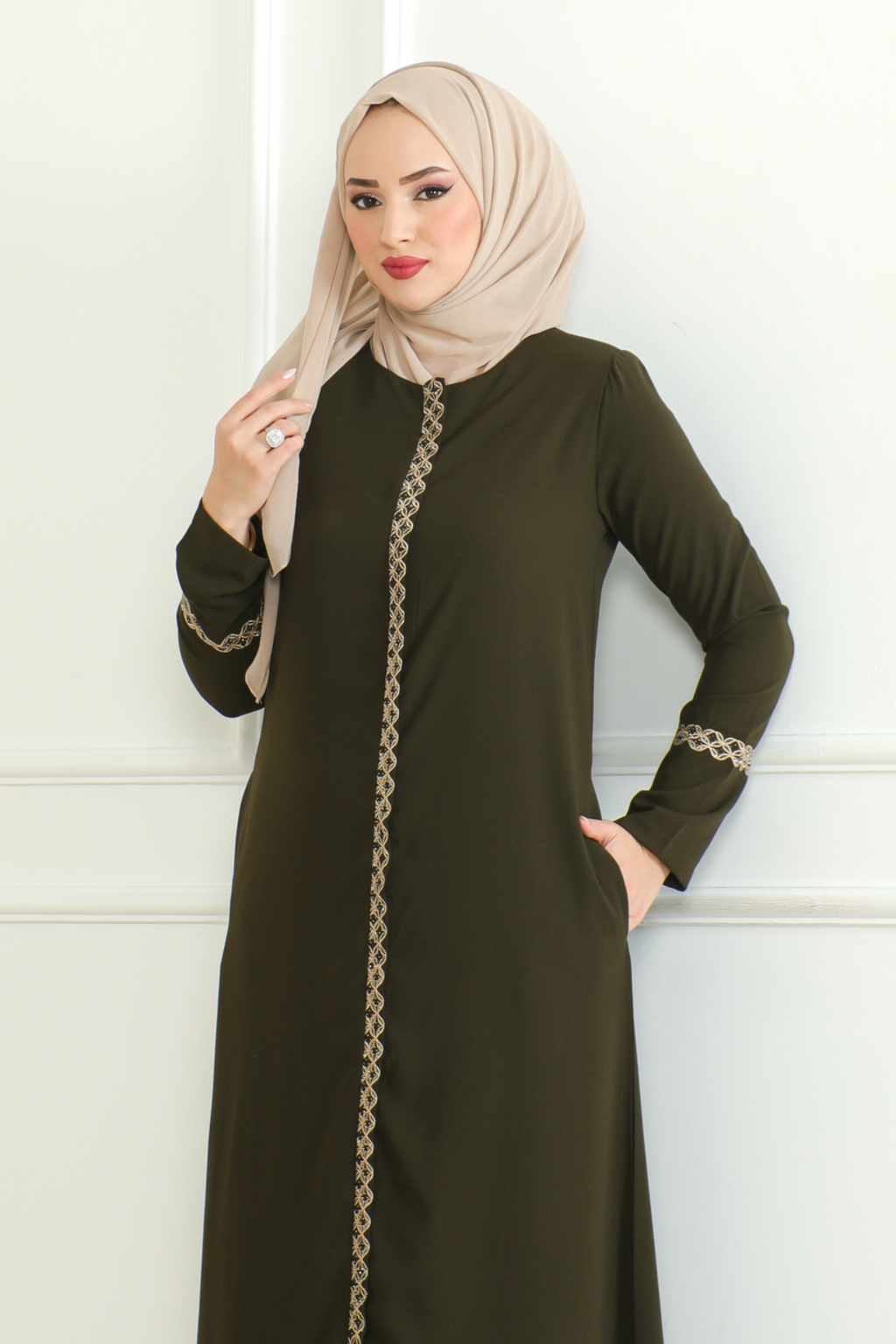 Green Lace-Trim Embroidered Abaya with Hidden Front Zipper – Turkish Abaya