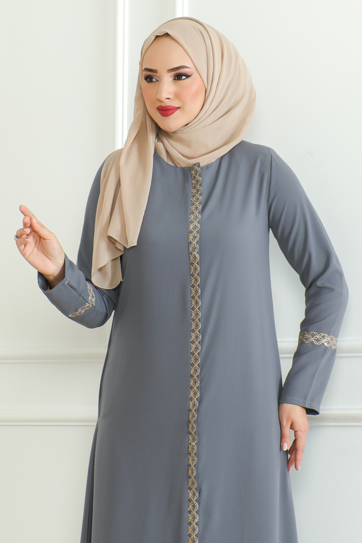 Grey Lace-Trim Embroidered Abaya with Hidden Front Zipper – Turkish Abaya