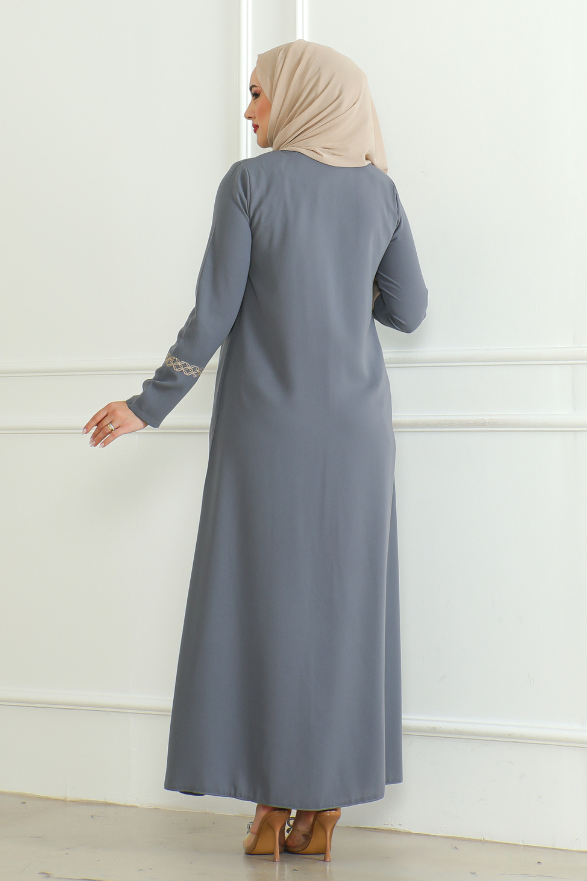 Grey Lace-Trim Embroidered Abaya with Hidden Front Zipper – Turkish Abaya
