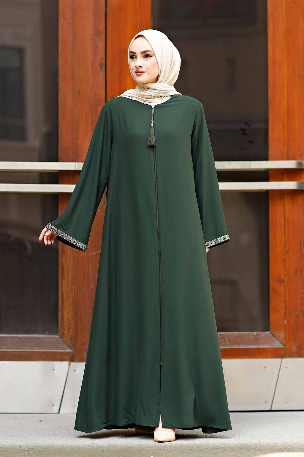 Green Stone-Trimmed Sleeve Abaya with Front Zipper & Tassel – Turkish Abaya