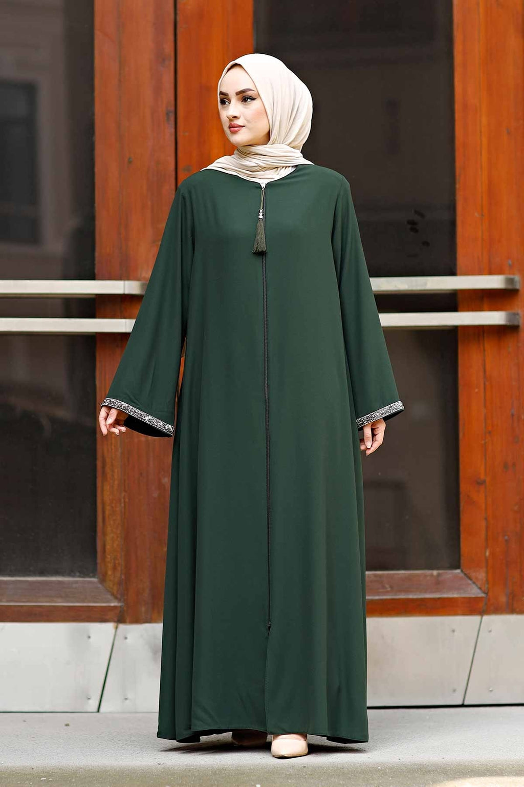 Green Stone-Trimmed Sleeve Abaya with Front Zipper & Tassel – Turkish Abaya