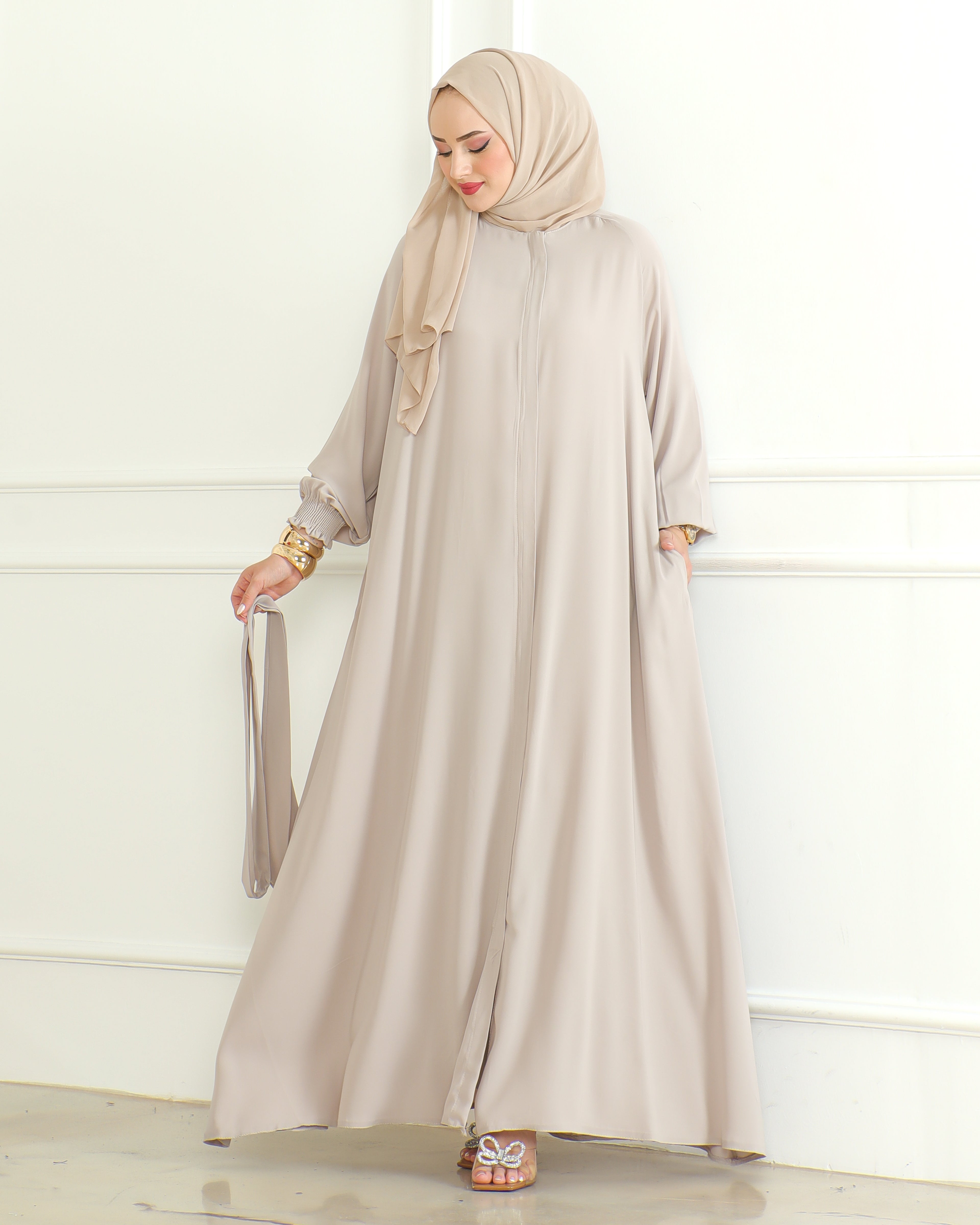 Belted Abaya with Elasticated Cuffs & Front Zipper – Turkish Modest Maxi Dress