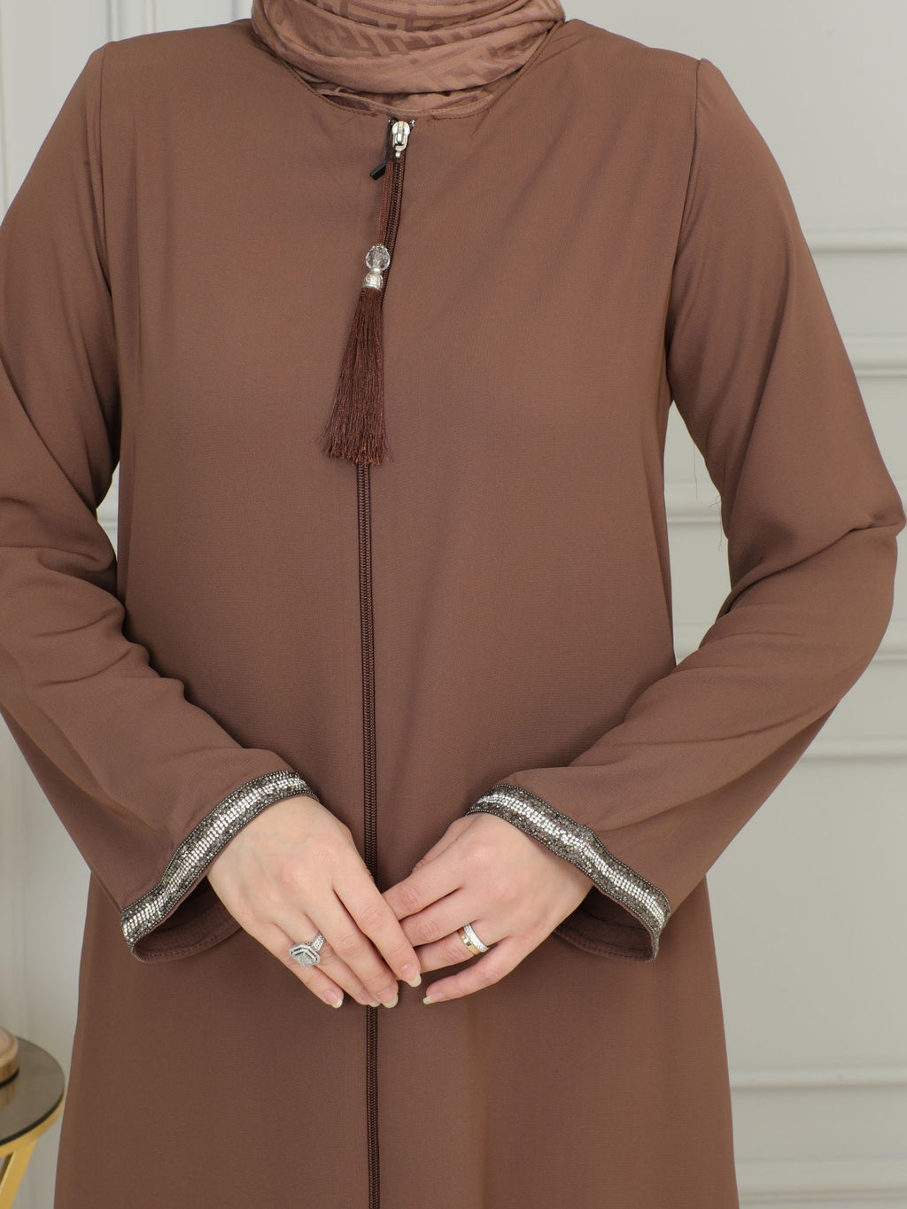 Brown Stone-Trimmed Sleeve Abaya with Front Zipper & Tassel – Turkish Abaya