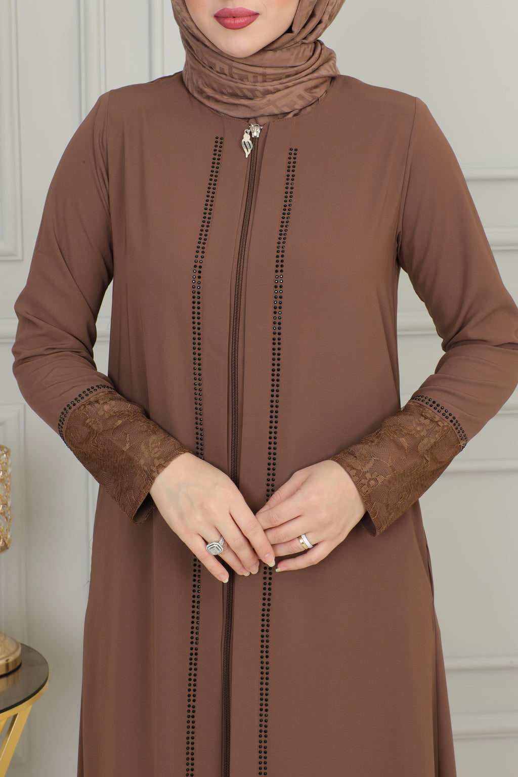 Brown Lace Cuff & Stone-Trim Zip Abaya – Turkish Modest Abaya
