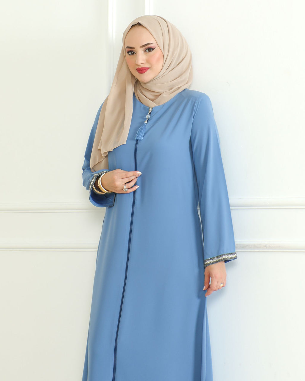 Blue Stone-Trimmed Sleeve Abaya with Front Zipper & Tassel – Turkish Abaya