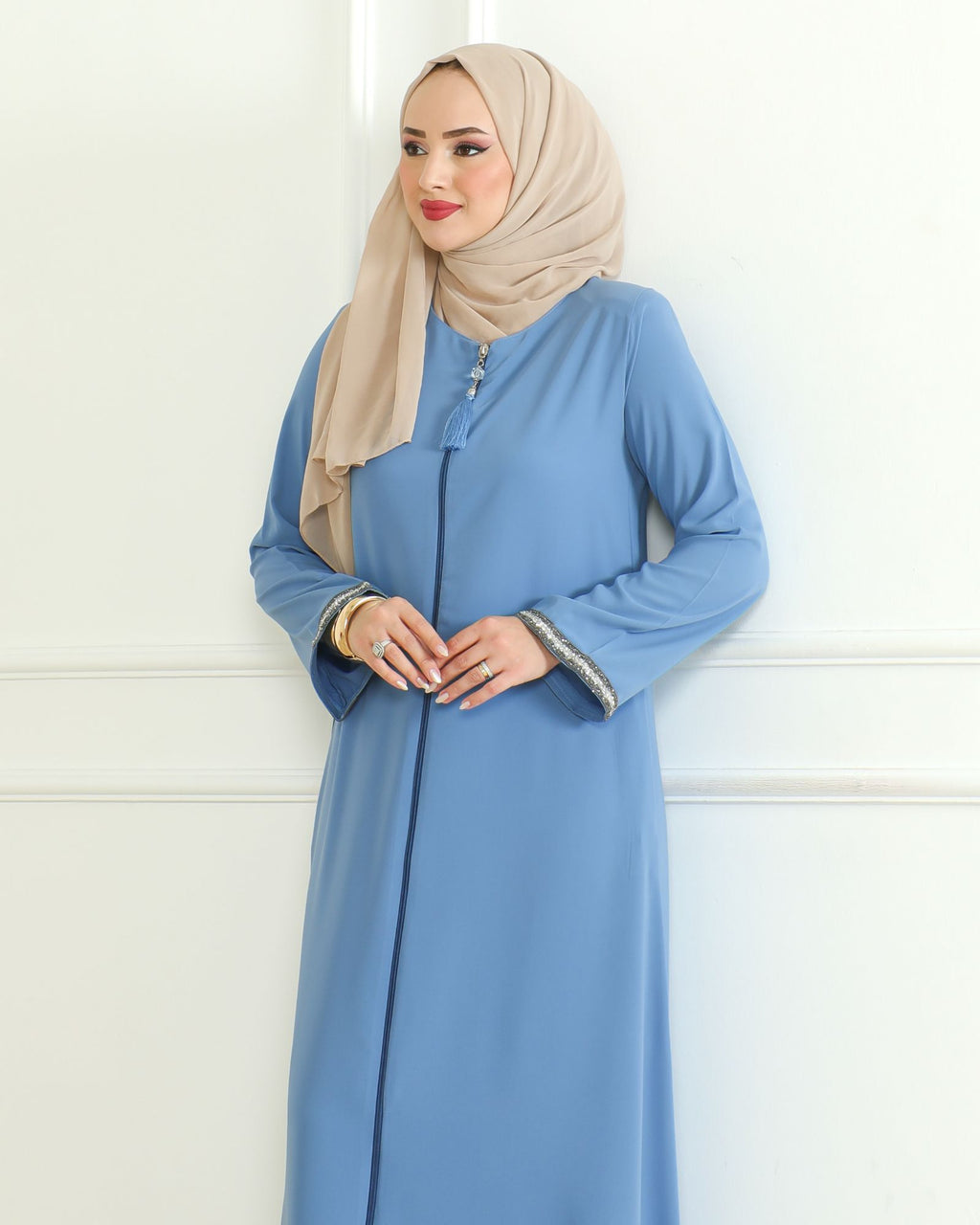 Blue Stone-Trimmed Sleeve Abaya with Front Zipper & Tassel – Turkish Abaya