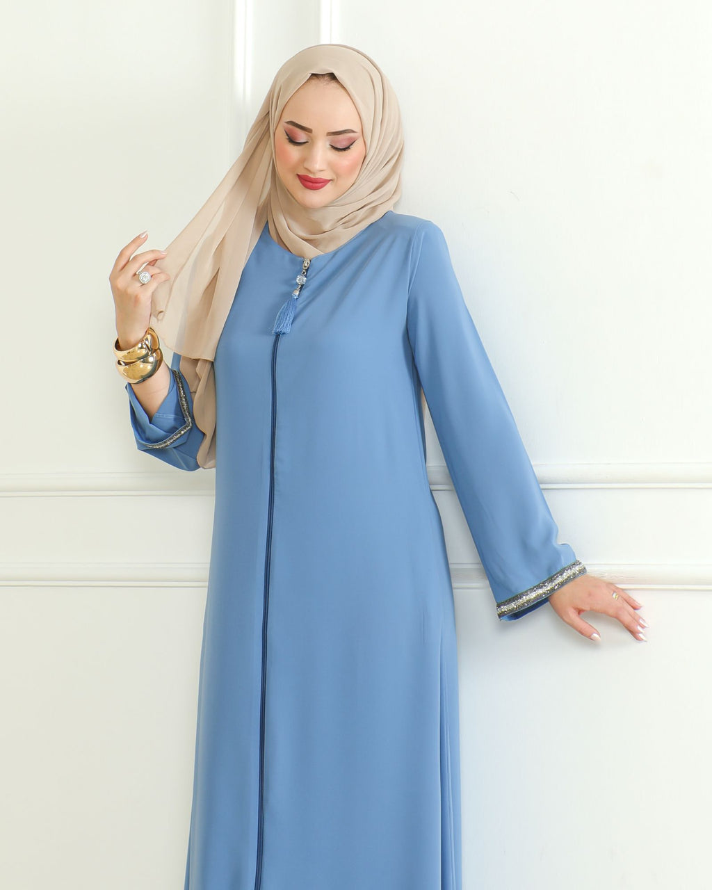 Blue Stone-Trimmed Sleeve Abaya with Front Zipper & Tassel – Turkish Abaya