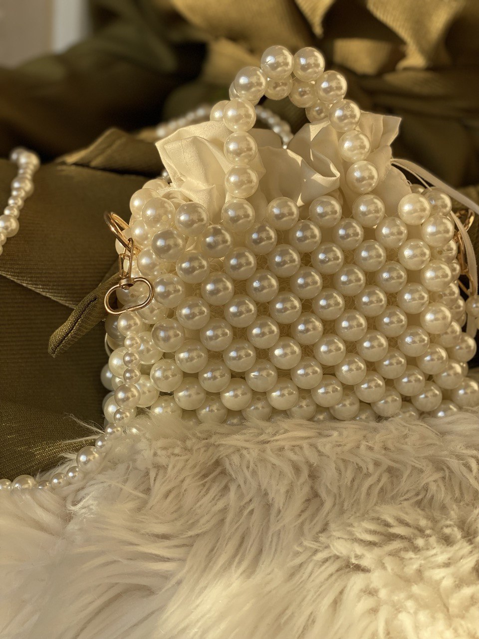 Pearl Bucket Bag