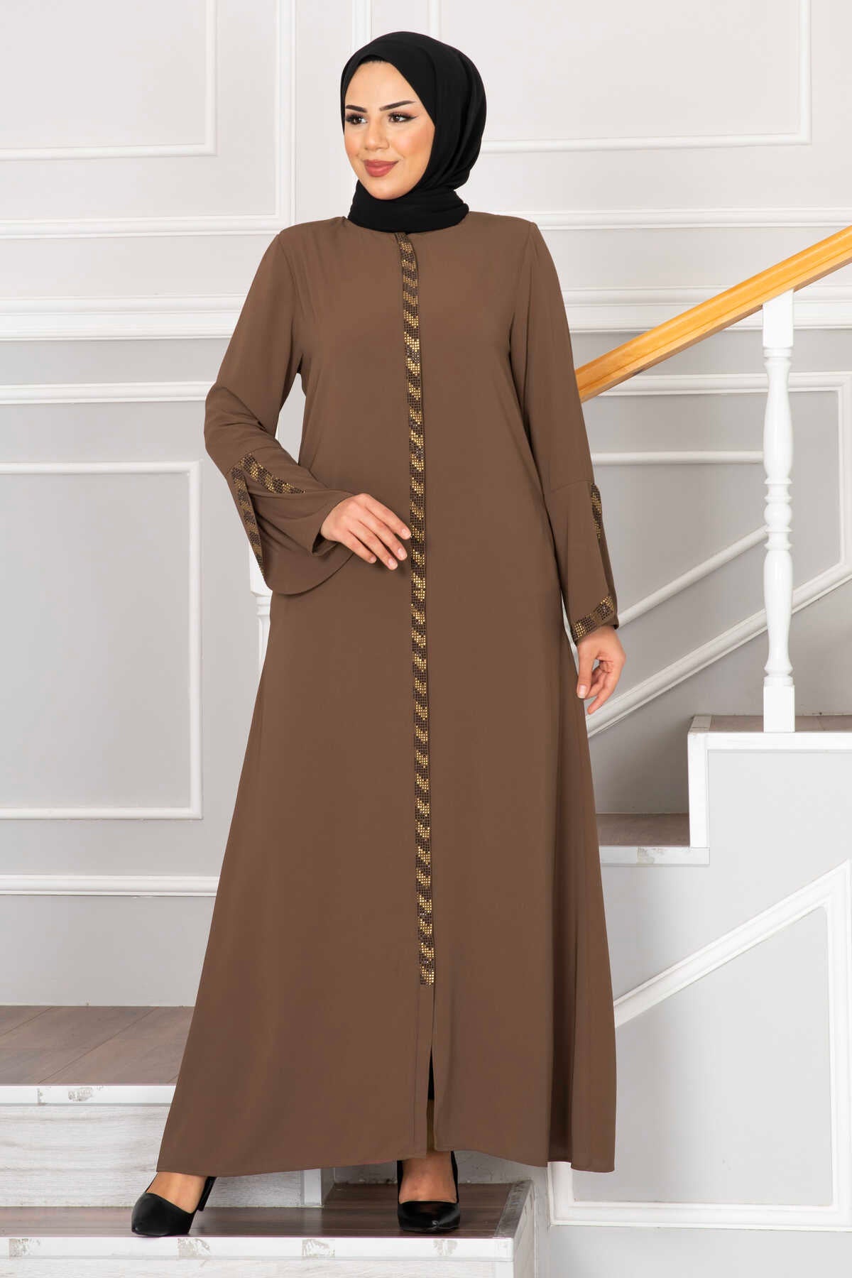 Brown Rhinestone Trim Open Abaya with Bell Sleeves – Turkish Modest Abaya